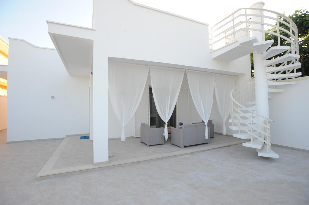 Filo Di Vento Hotell Porto Cesareo Exteriör bild