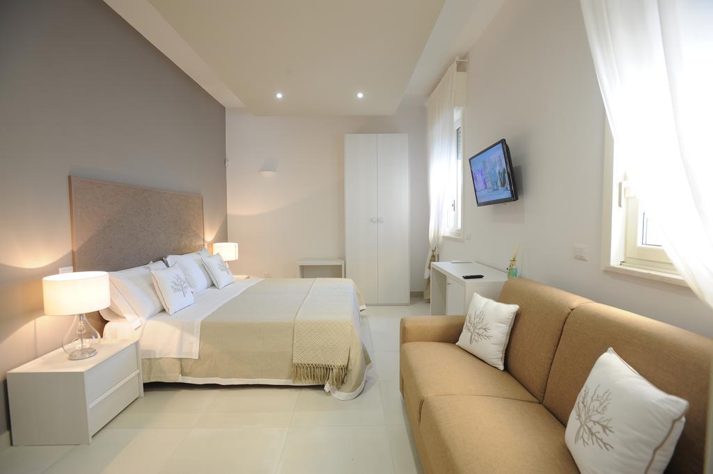 Filo Di Vento Hotell Porto Cesareo Exteriör bild