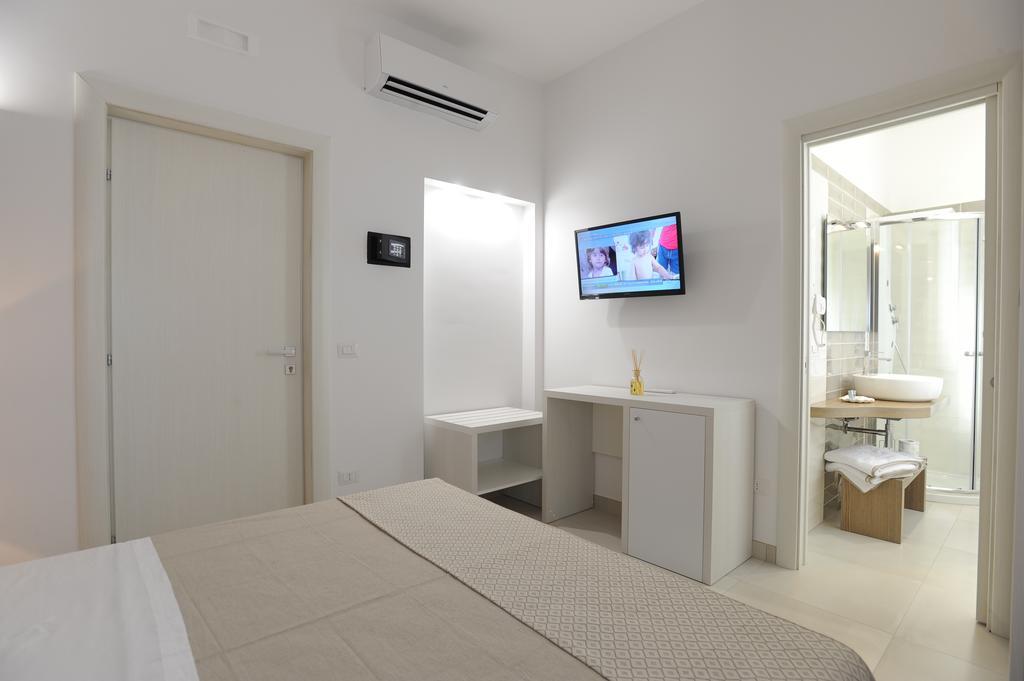 Filo Di Vento Hotell Porto Cesareo Exteriör bild