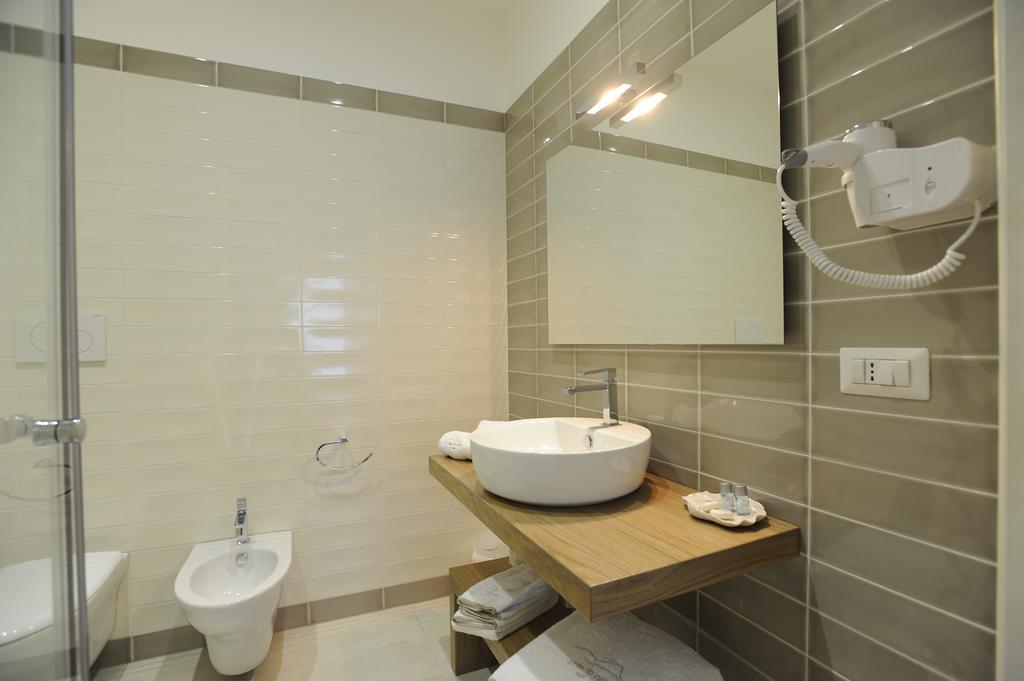 Filo Di Vento Hotell Porto Cesareo Exteriör bild